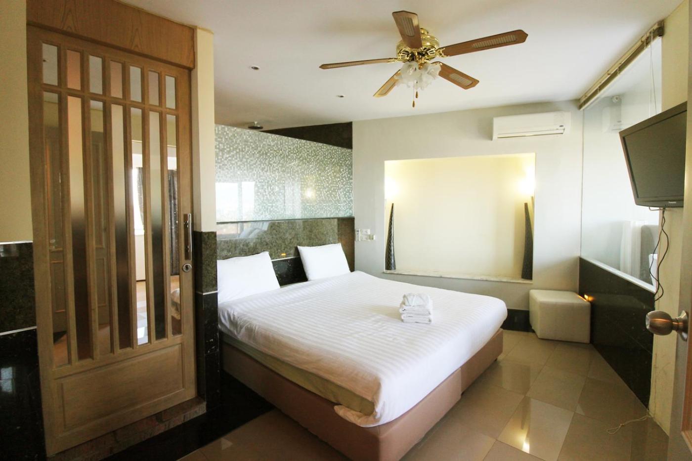 Penthouse Galare Thong Tower Apartamento Chiang Mai Exterior foto