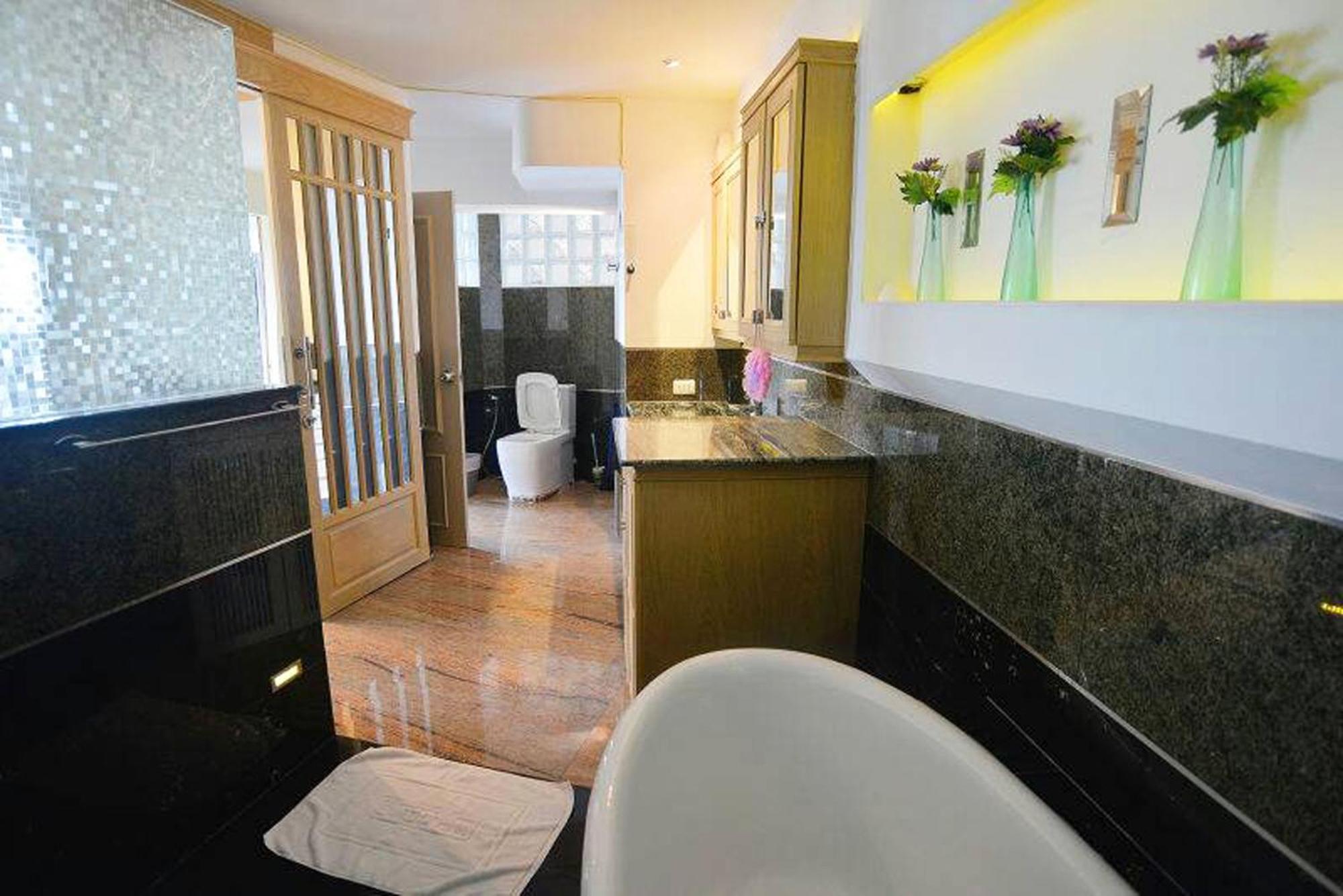 Penthouse Galare Thong Tower Apartamento Chiang Mai Exterior foto
